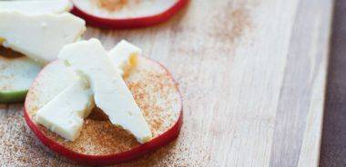 Cheesy Cinnamon Apple Slices