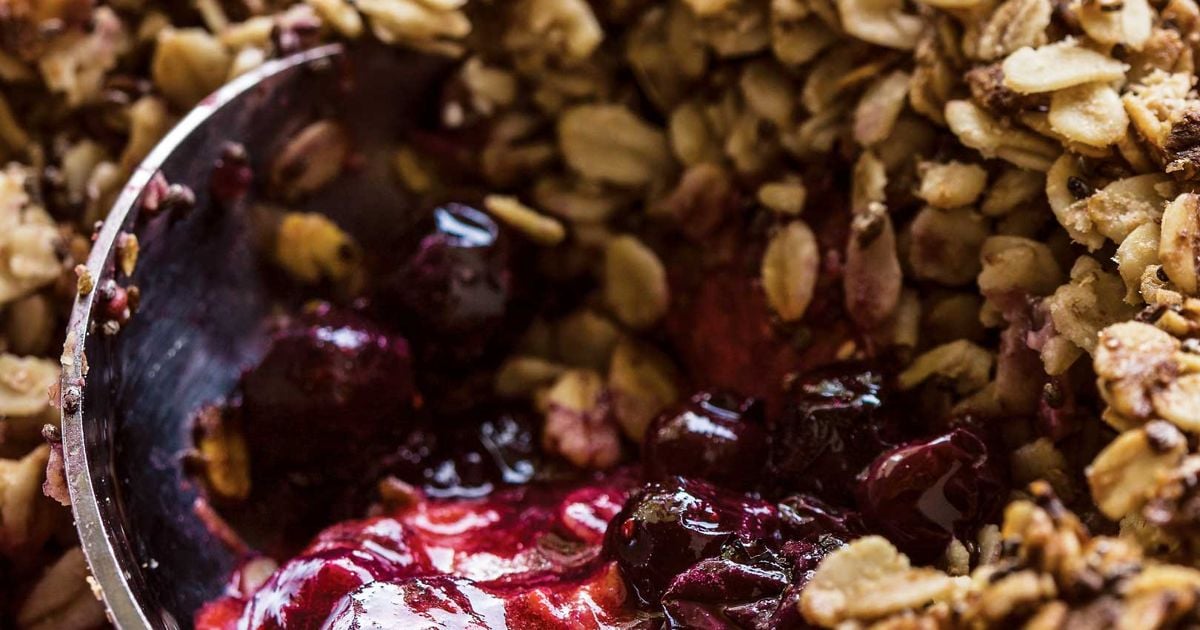 Tarragon Berry Slump with Anise Oat Crumble alive magazine