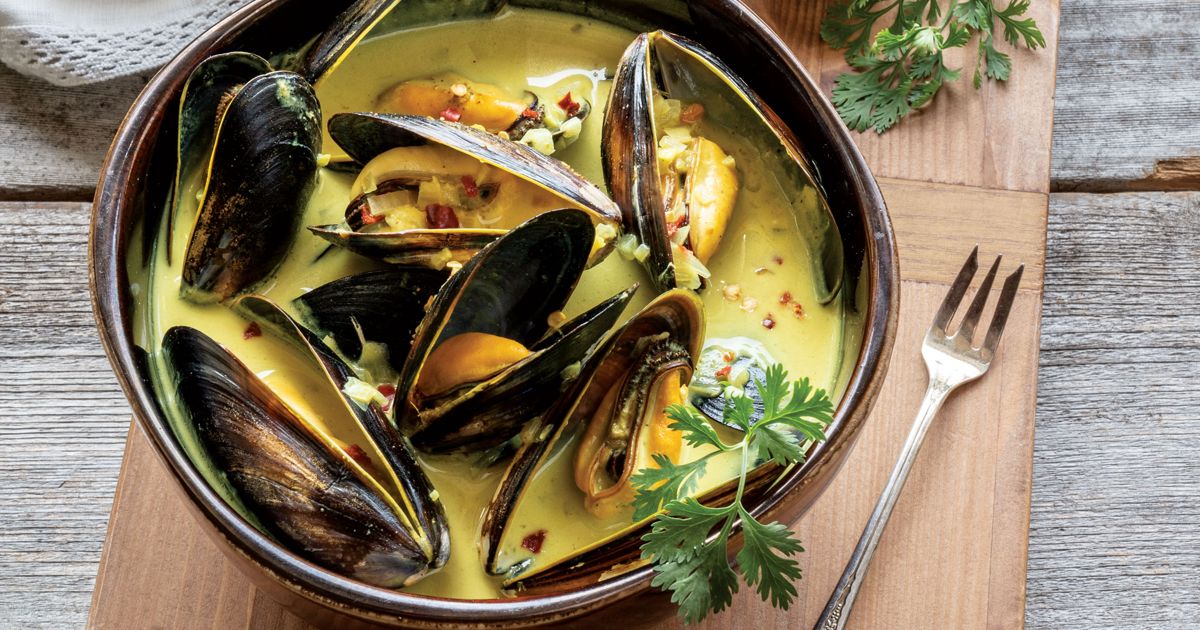 Curry Steamed Mussels alive magazine