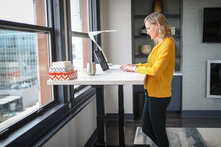 How to Ergonomically Optimize Your Workspace