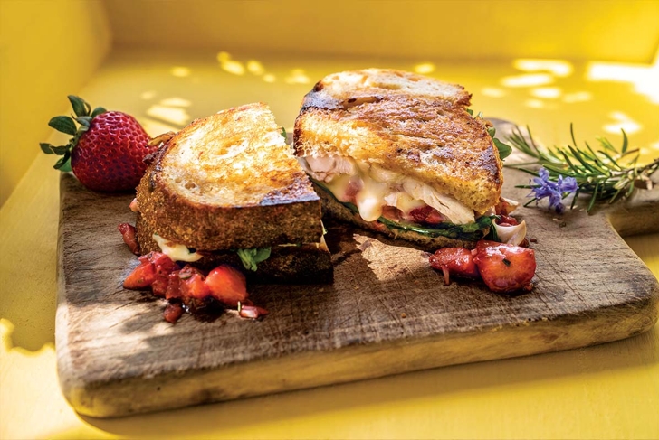 10 Healthy Toast Recipes for Lunch